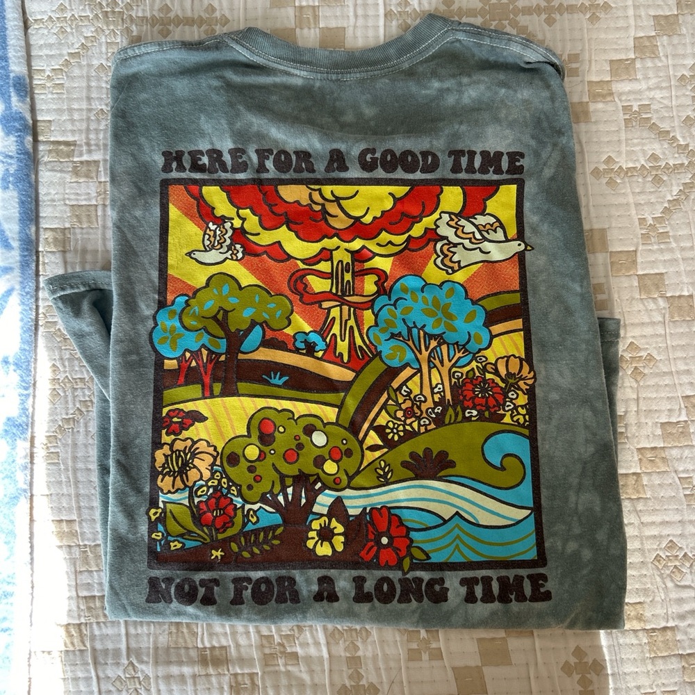 70s style T shirt☮️